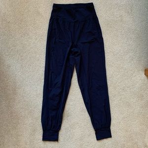 lululemon sun setter jogger